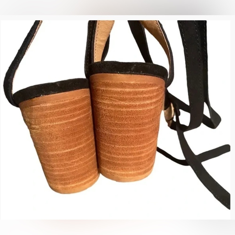 bettye muller Black and Natural Woven Strappy Block Heel Sandals - Picture 4 of 7